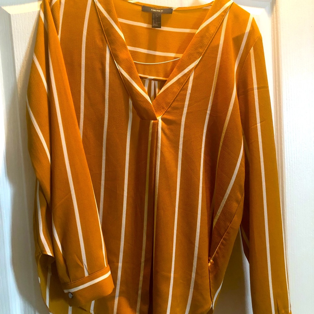 Gold stripe top S Forever 21